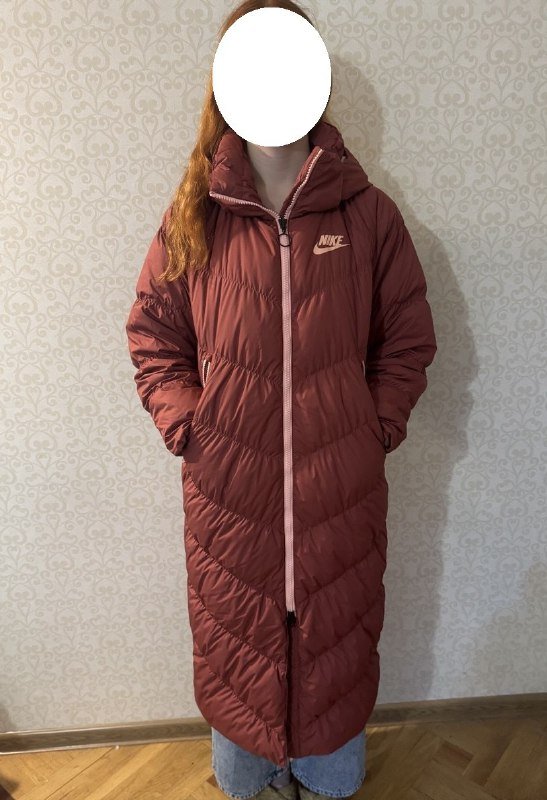 Пальто-пуховик женское с капюшоном Nike бордовое 3