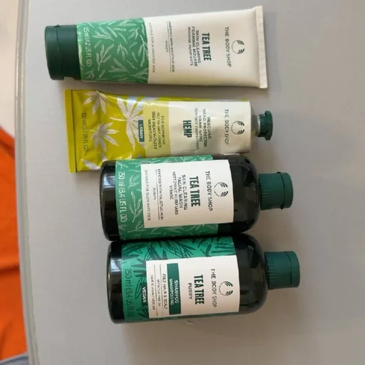 The Body Shop Tea Tree, шампунь, крем для рук