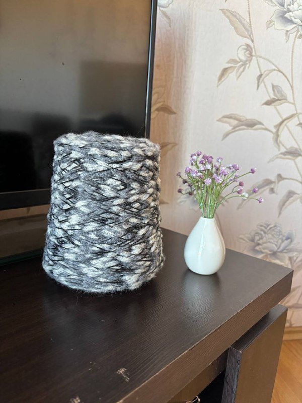 Стоковая бобинная пряжа 4