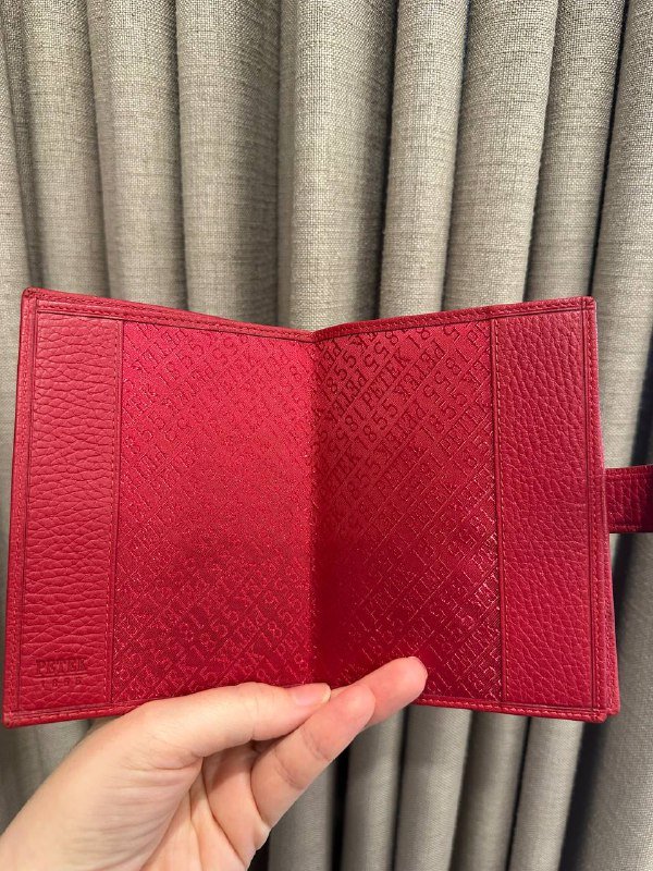 Красный кожаный чехол Petek для паспортов и документов 3