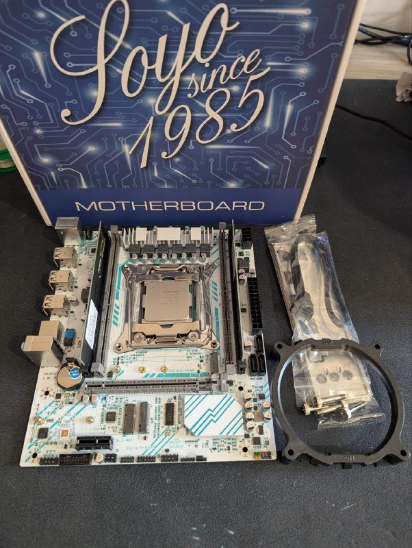 Материнская плата Soyo x99e-D4, процессор Intel Xeon 2680v4, 16 Гб DDR4