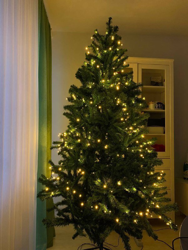 Искусственная ёлка