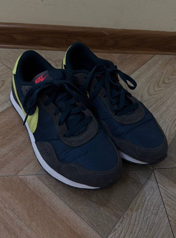 Кроссовки Nike 40 размер 3