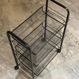 Металлический стеллаж на колёсиках 2