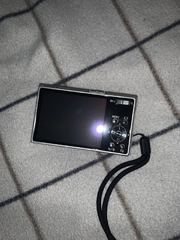 Nintendo Switch Pro Controller, Фотоаппарат Sony Cyber-shot DSC-T30 2