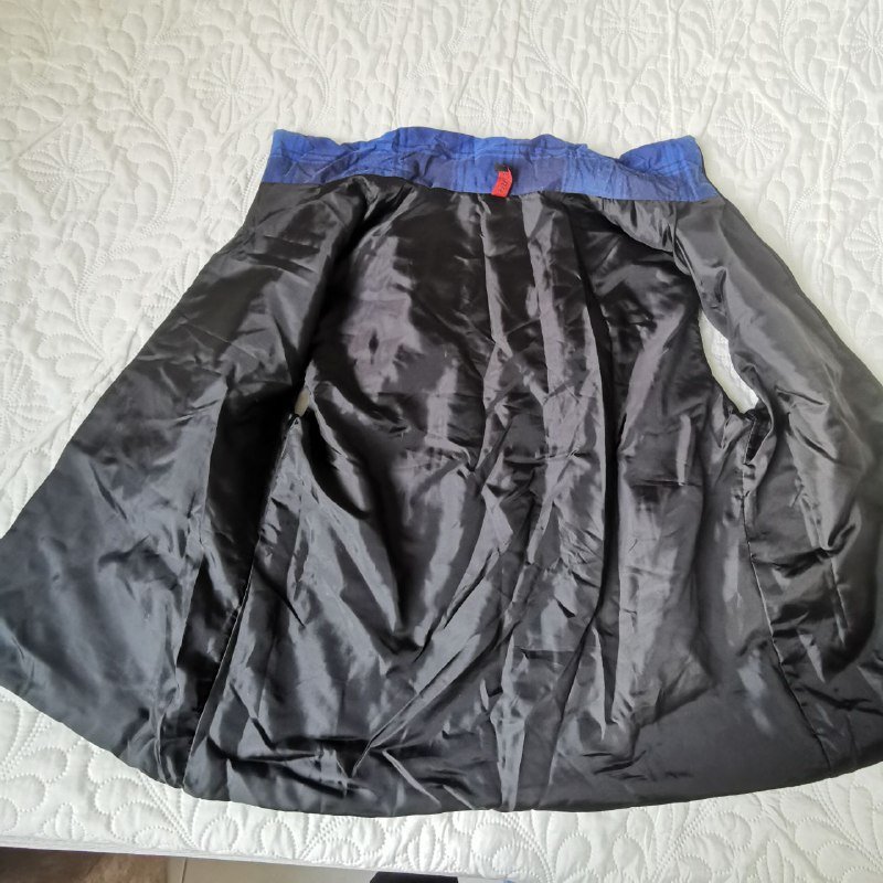 Жилетка черная 2