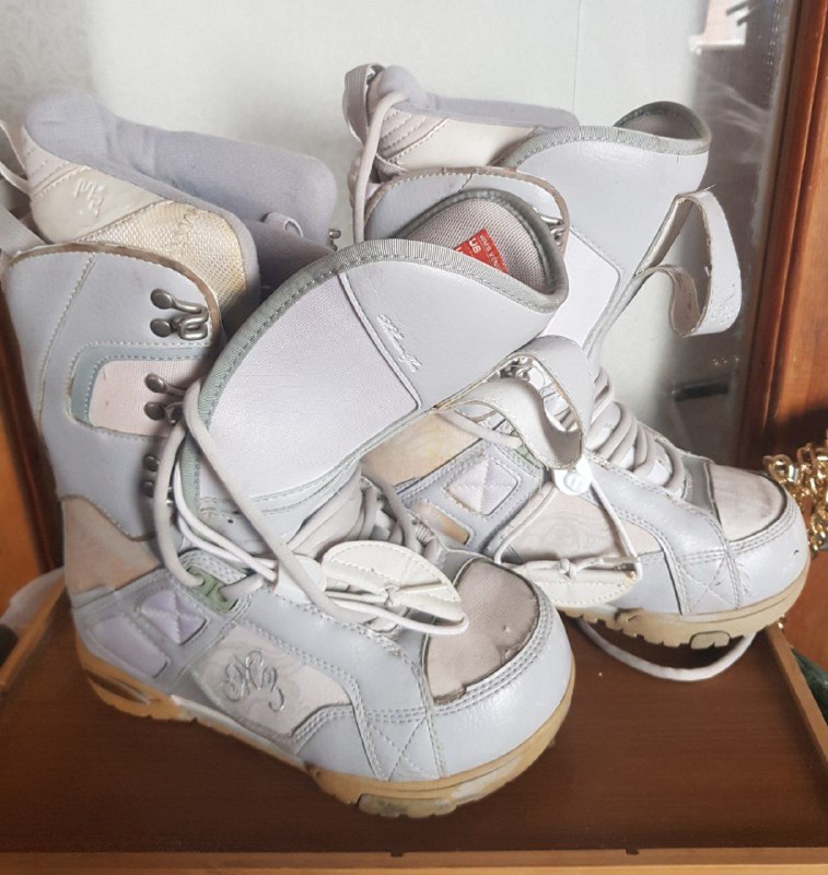 Горнолыжная куртка Plusminus, куртка Penfield, ботинки 8