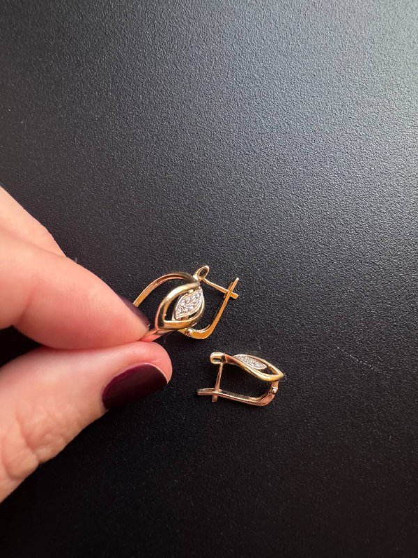 золотые серьги с бриллиантами и кольцо 585 пробы 3