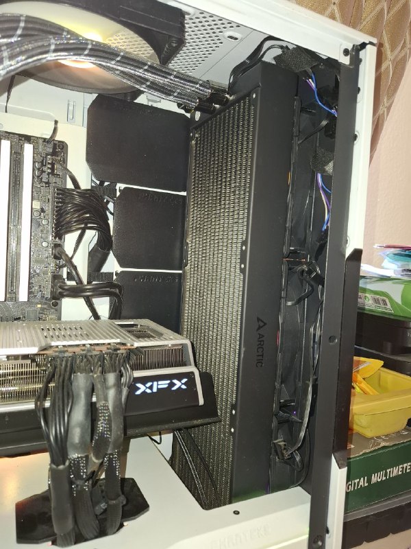 Водянка Arctic Liquid Freezer II 420 RGB