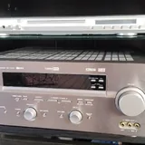 Hi-fi система Yamaha с ресивером, плеером и колонками 2