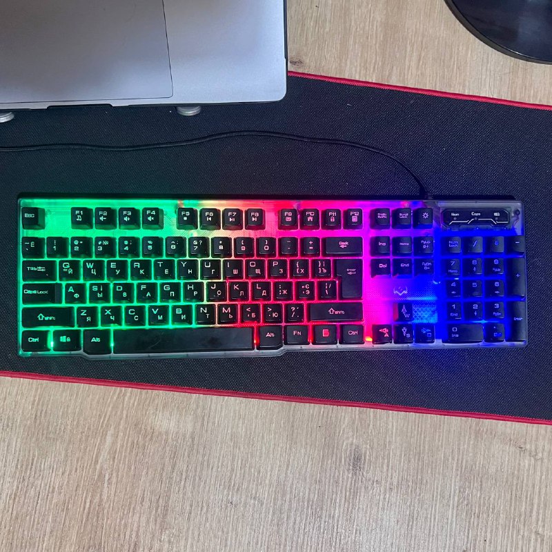проводная клавиатура с RGB-подсветкой 2