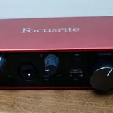 Звуковая карта Focusrite Scarlett 2i2 3rd 1