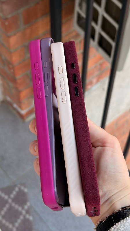 Чехлы для iPhone 16 Pro Max