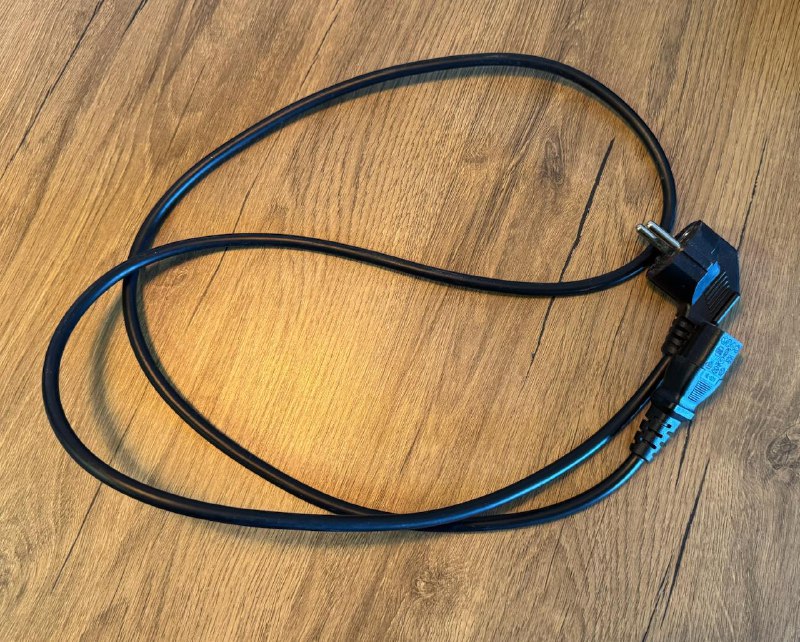 Блок питания Rosewill VSB 750W 80 PLUS Bronze 6