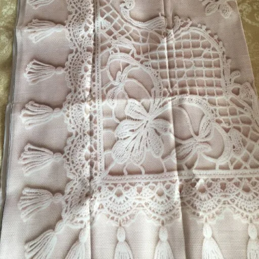 Новая скатерть 140/200 см