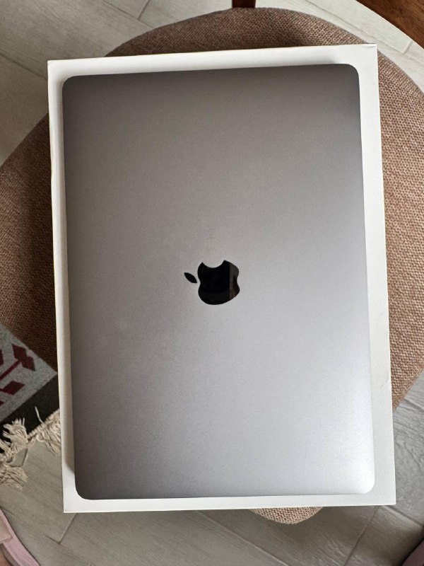 MacBook Pro 13” M1 16GB 512GB SSD 7