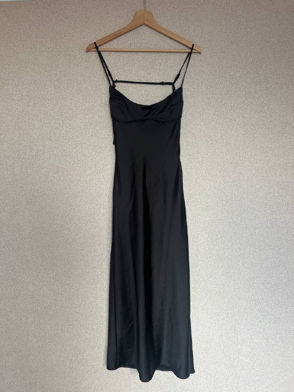 Атласное платье Zara размер ХS