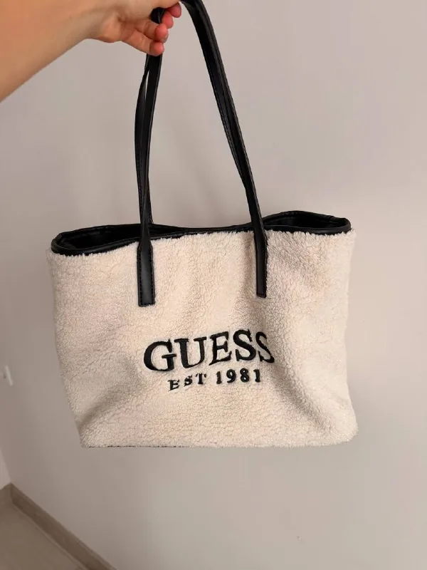 Сумка Guess 1