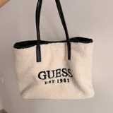 Сумка Guess 1