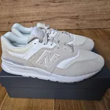 Женские кроссовки New Balance 1