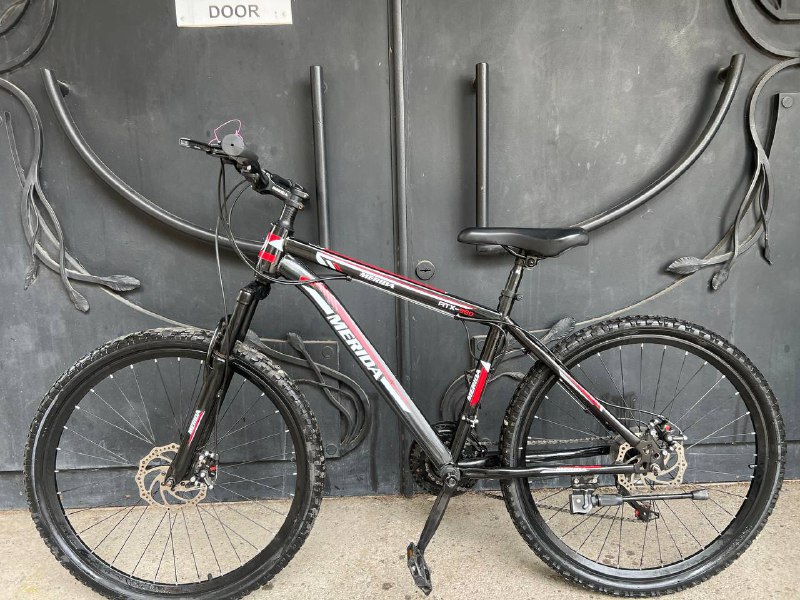 Продаю велосипед 26 размер 21 скоростной 2