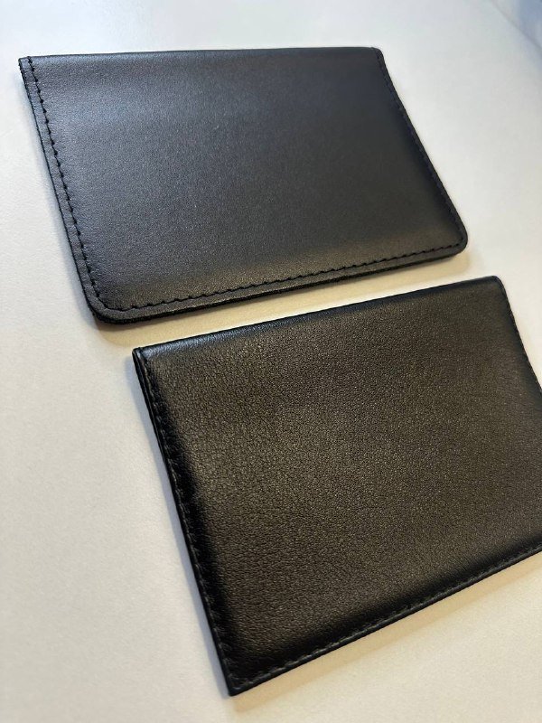 Кожаные обложки для паспорта обе