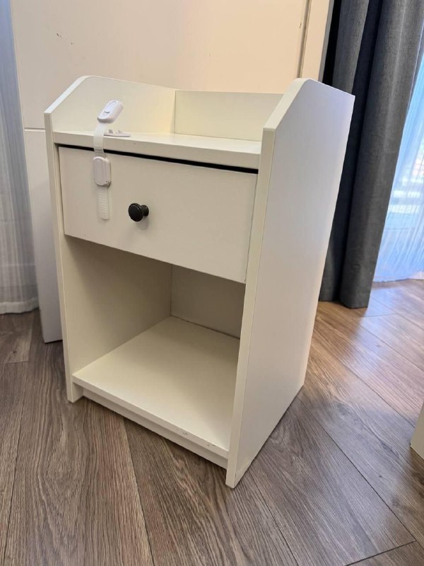 Тумба прикроватная IKEA HAUGAN