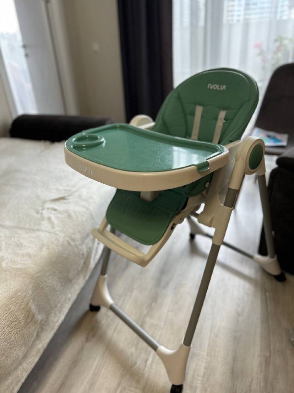 Детский стульчик со столиком IVOLIA 2