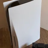 PS5 с двумя геймпадами 6