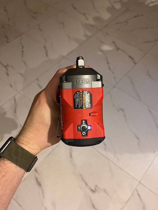 Гайковёрт Milwaukee M12 FUEL 2554 Stubby Wrench 3/8 4