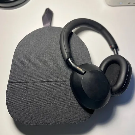 Наушники Sony WH-1000XM5
