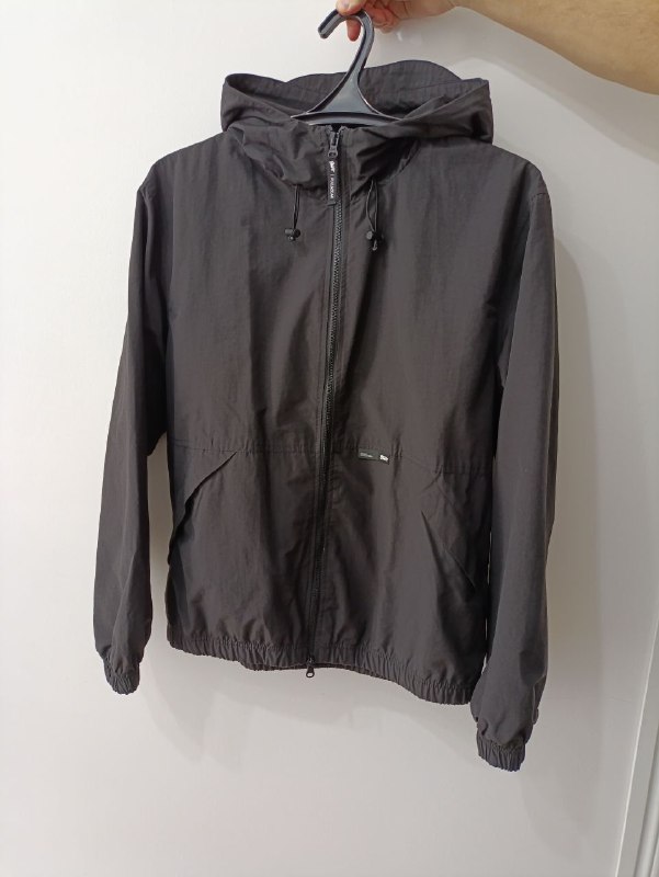 Ветровка Pull&bear