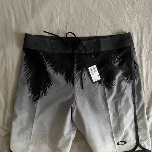 Плавки, бордшорты Oakley