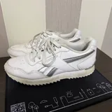 Кроссовки 1