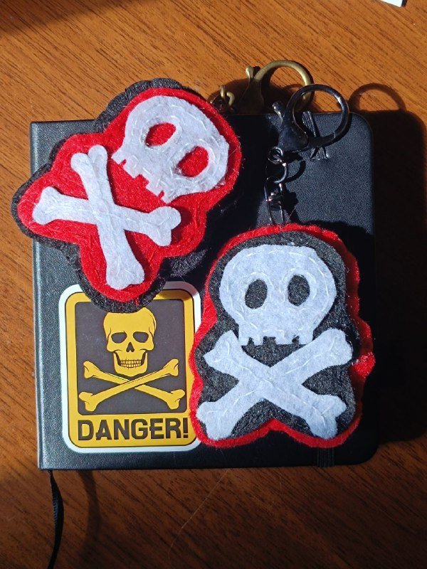 брелки и значки из фетра, персонажи под заказ