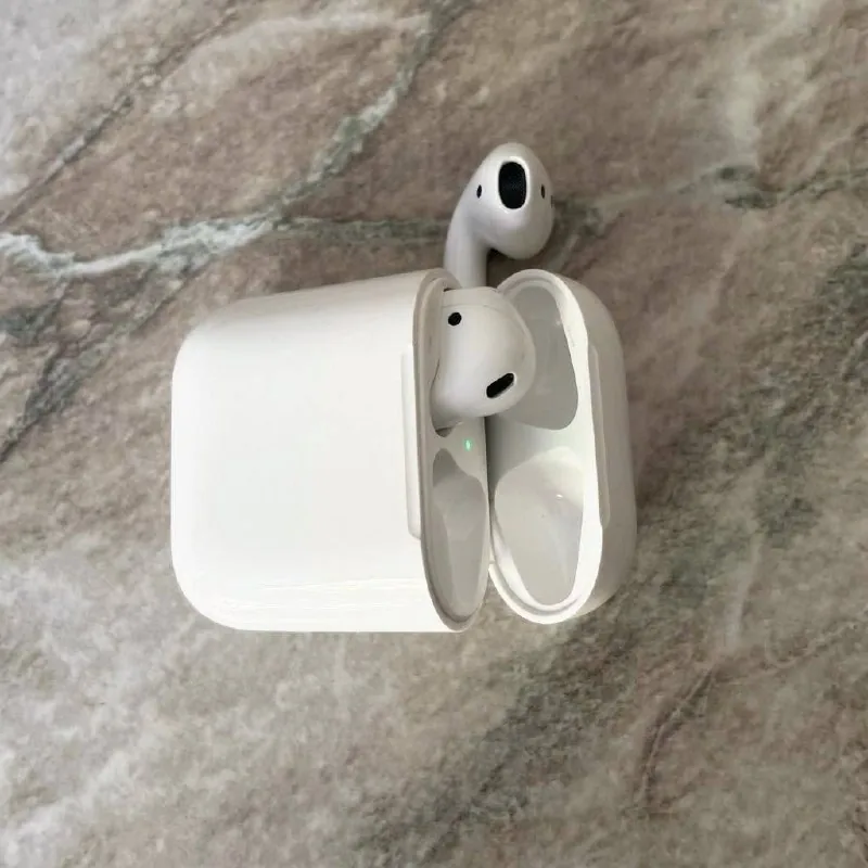 AirPods 2 поколения 1