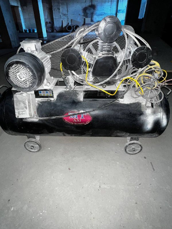 Воздушный компрессор 300 литров 7.5 квт 10 лс 5