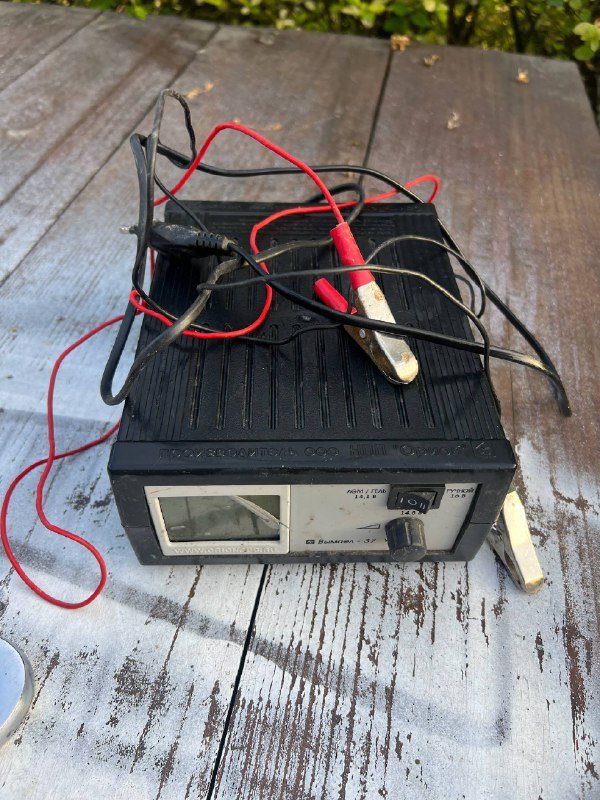 Станок, углекислородный баллон, зарядка, динамометрический ключ, набор головок с трещеткой, набор головок, вороток, набор инструментов, набор ударных головок, мультиметр клещи 3