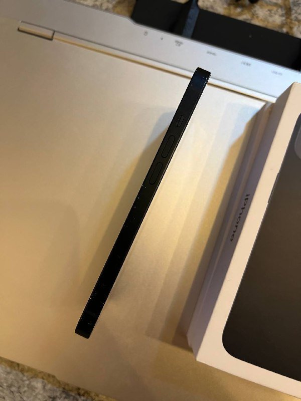 iPhone 13 128GB Midnight Blue с аксессуарами 6