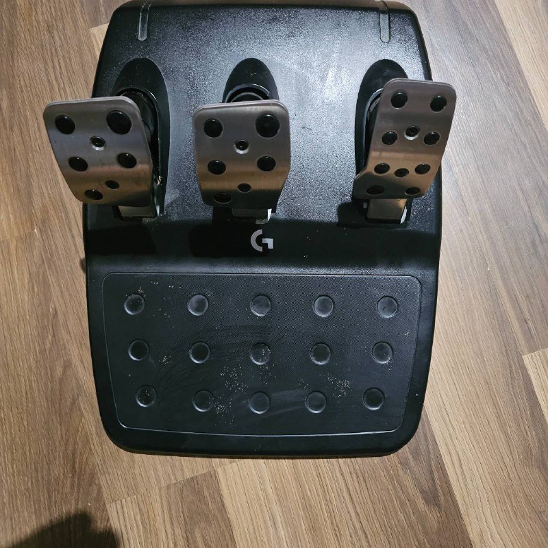 Logitech G923 Driving Force руль и коробка передач 2
