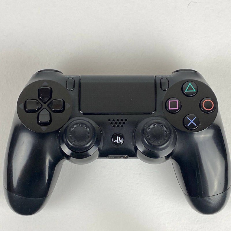 PS4 CUH-1208B 1 ТБ, 2 контроллера, игра RDR2 2