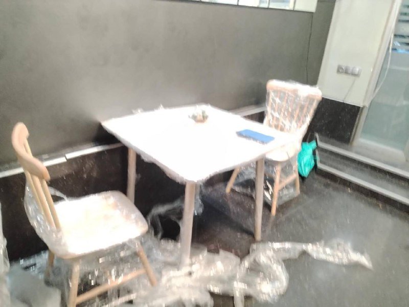 Обеденный стол и 2 стула комплект