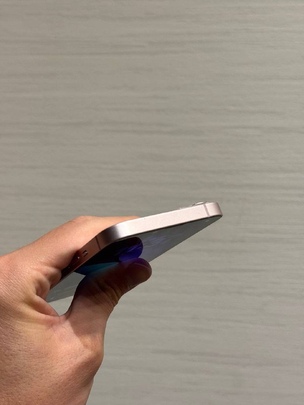 iPhone 13 128GB Pink 5