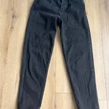 Джинсы XS, Stradivarius, Levi’s Premium 721, Zara, Terranova 3