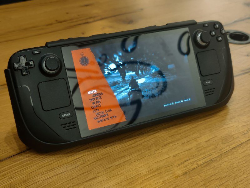 Steam Deck LCD 64GB + 512GB SD card 3