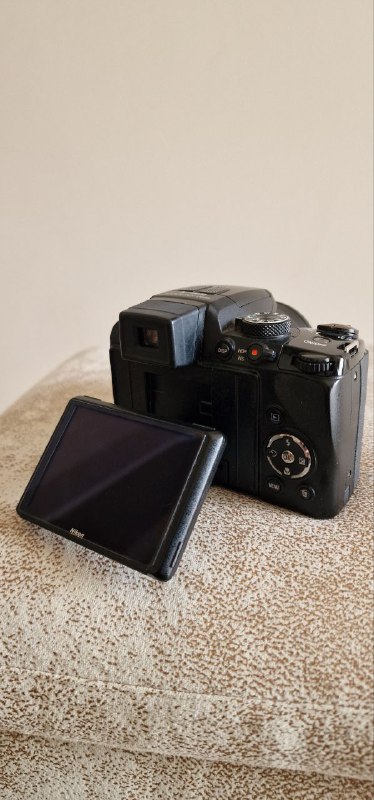 Фотоаппарат Nikon Coolpix P100, аксессуары 4