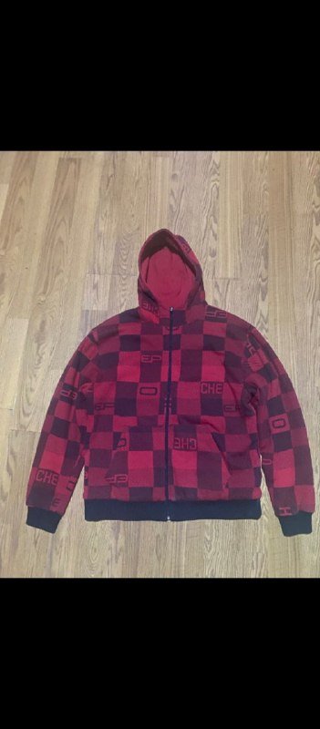 Худи, джинсы, шапки, футболка