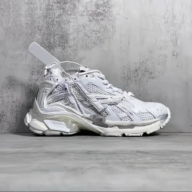 Balenciaga Runner