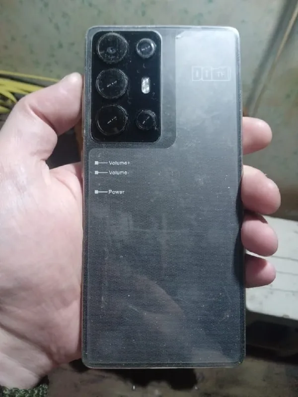 Samsung смартфон 1