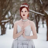Колье Белые Листья 2